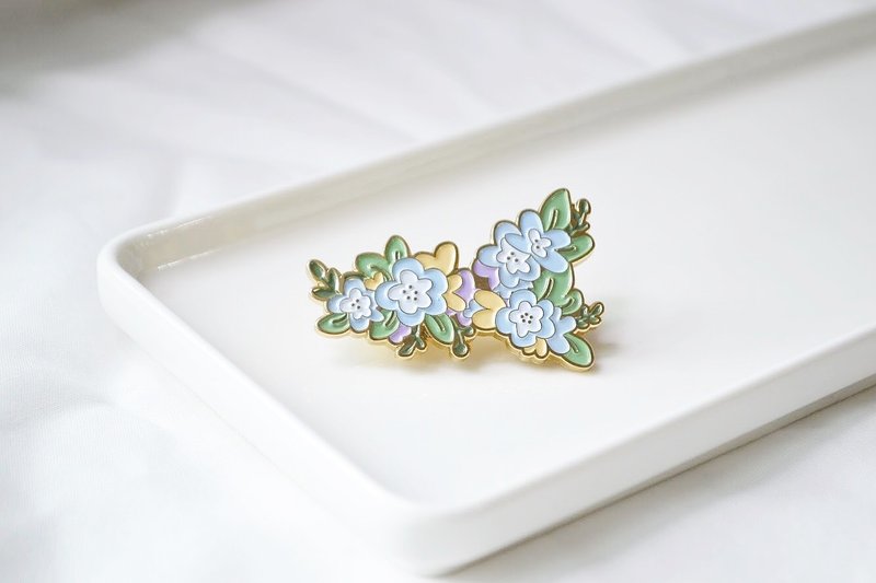 蓝粉蝶花别针 - 胸针 - 铜/黄铜 金色