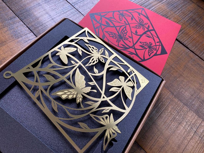 五蝴临门―金属春联/剪花壁饰/龙年福气 - 红包/春联 - 铜/黄铜 金色