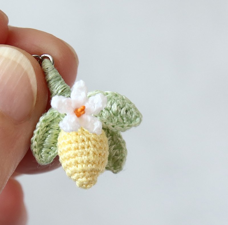 小清新 柠檬耳环 S 法国绣线 细工编织 耳夹OK - 耳环/耳夹 - 绣线 黄色