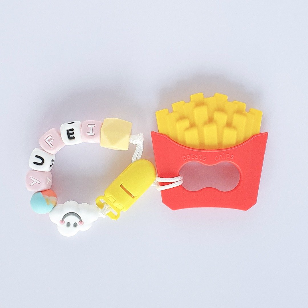 8颗 YUFEI 白云 薯条固齿器 / 定制化奶嘴链 - 玩具/玩偶 - 其他材质 多色