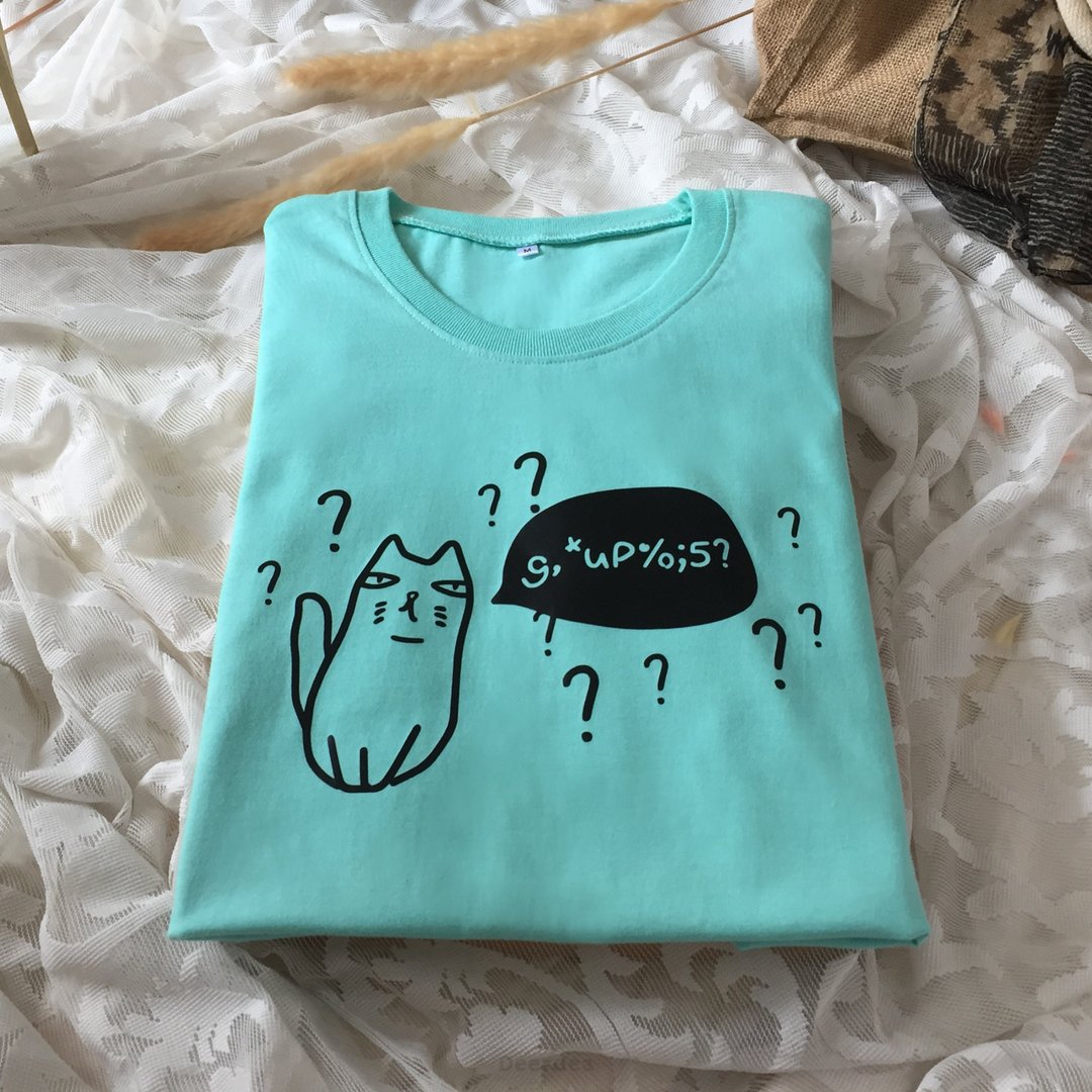 Cat design with silly on 100% cotton t-shirt. - 女装 T 恤 - 棉．麻 绿色