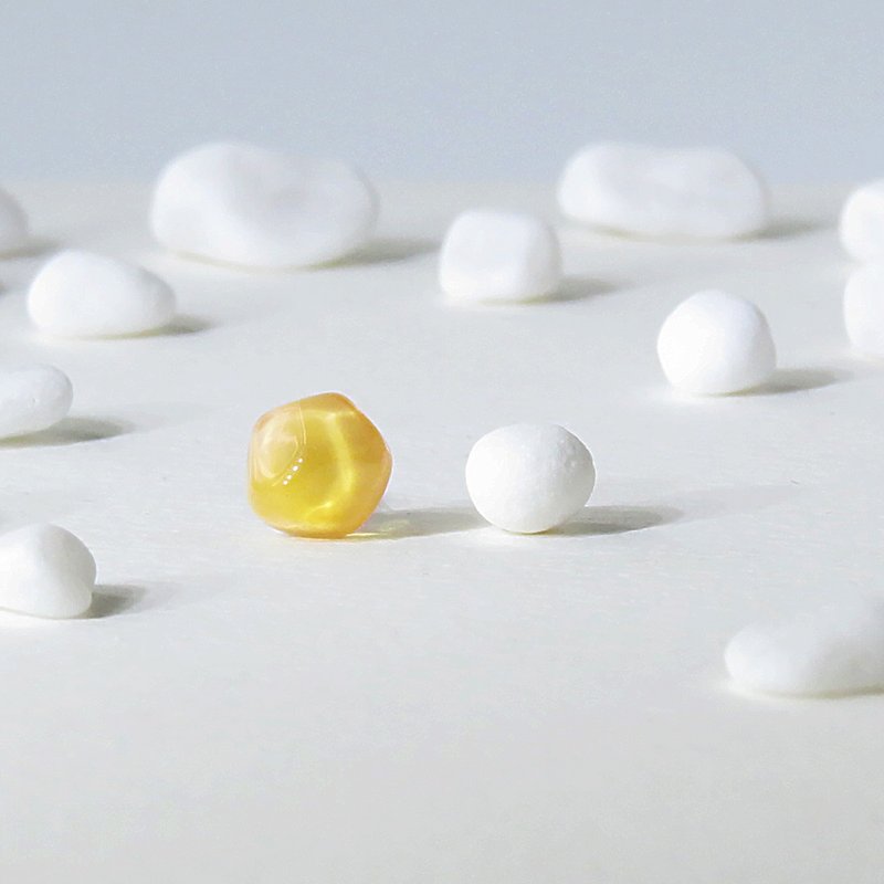 Pure系列 玻璃耳环 耳夹 单只 不规则 透明 琥珀色 - 耳环/耳夹 - 玻璃 橘色