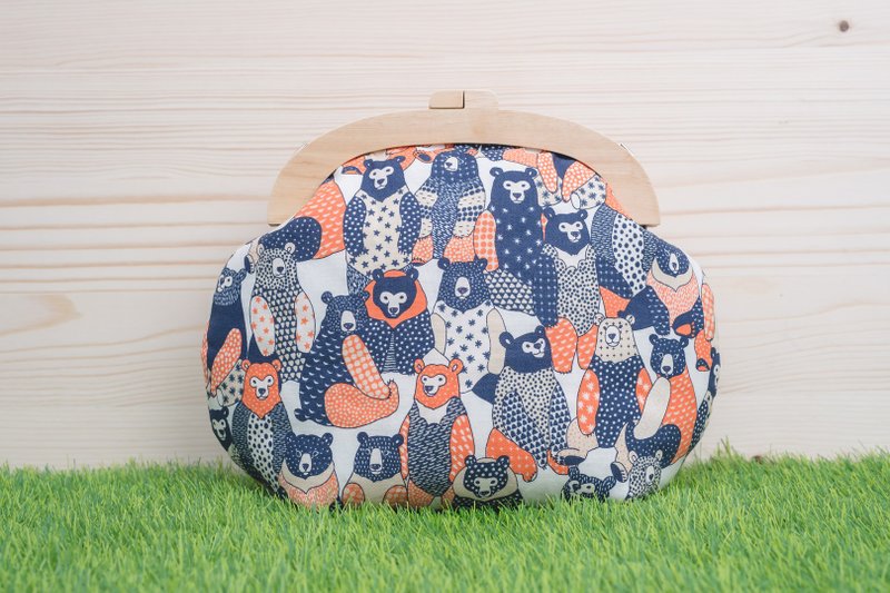 很多很多熊/木口金包/复古斜背包/随身包（大） - 侧背包/斜挎包 - 棉．麻 橘色