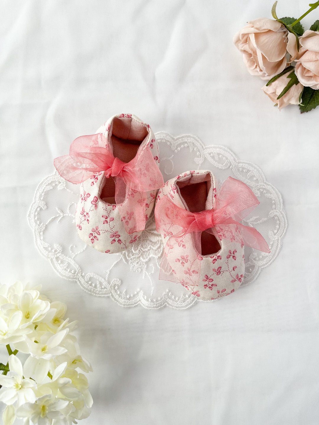 Rosebud Small Floral Baby Shoes Pink - 婴儿鞋 - 棉 粉红色
