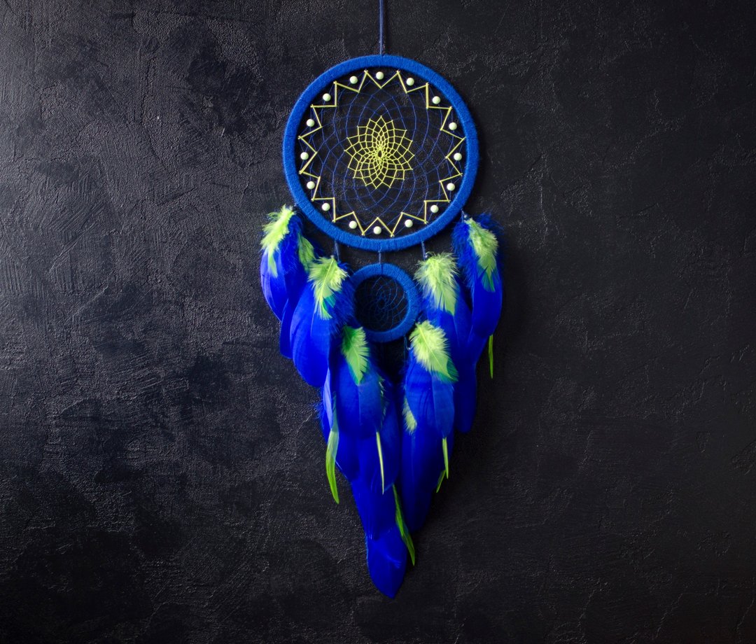 Royal blue Dream catcher with light green. Dreamcatcher wall hanging decor - 墙贴/壁贴 - 绣线 蓝色