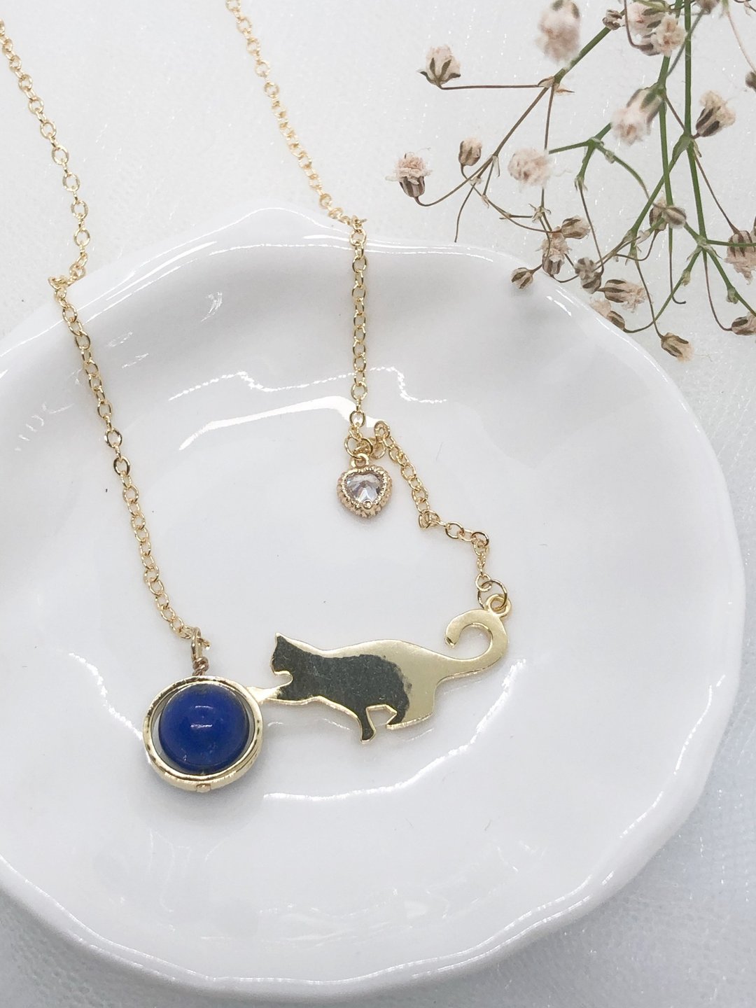 【星夜玩耍的猫】天然青金石 14K 包金 定制化 锁骨链 颈链 - 项链 - 水晶 蓝色