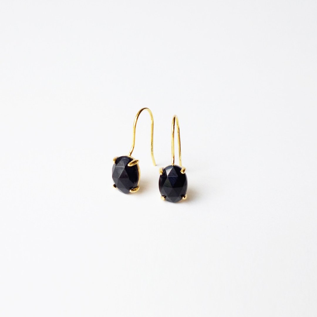 onyx hook earrings - 耳环/耳夹 - 半宝石 黑色