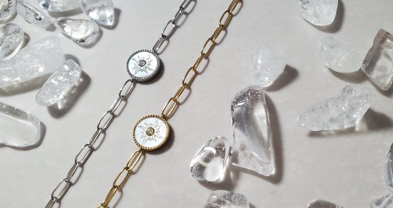 白母贝太阳浮雕14K镀金925纯银手链 - 手链/手环 - 纯银 银色