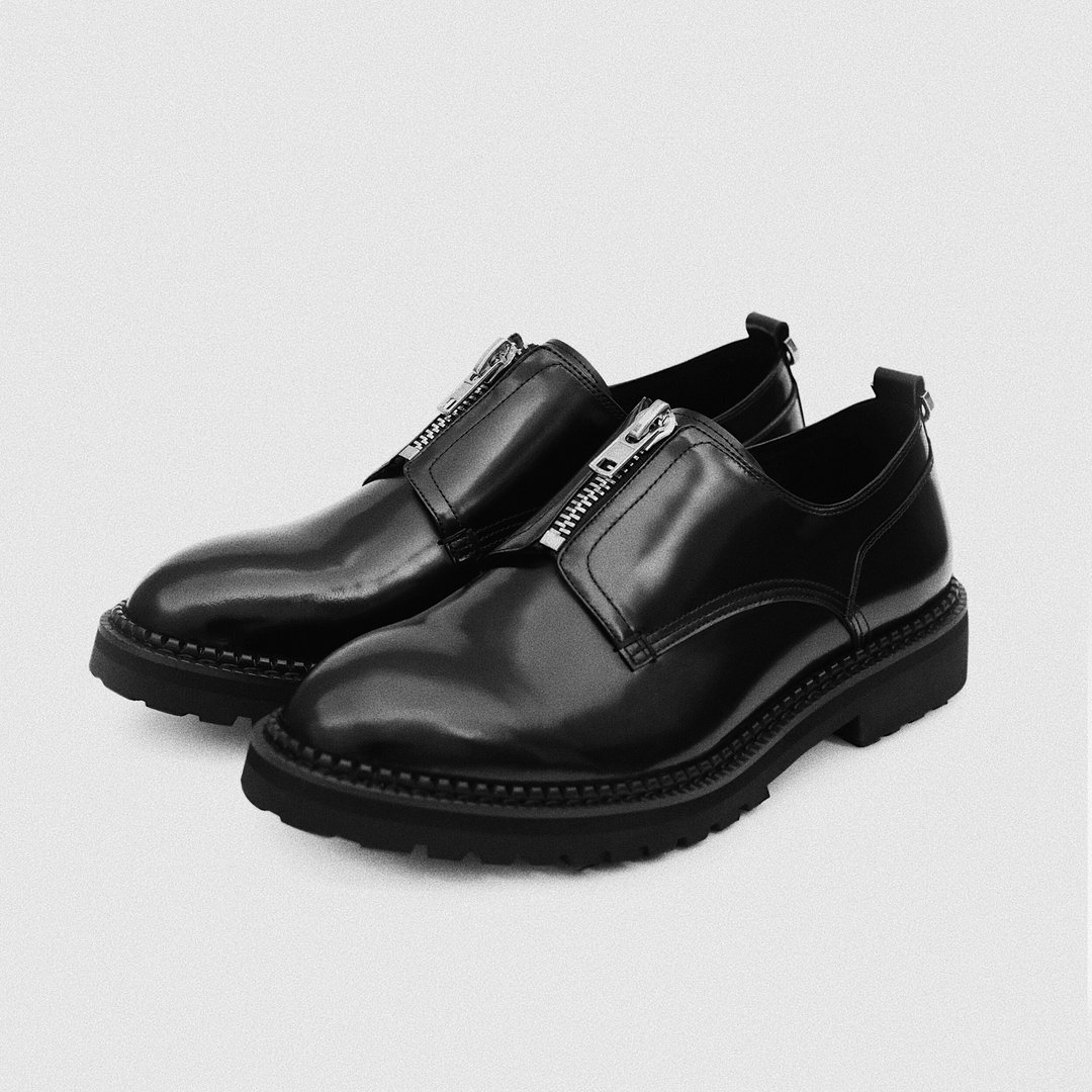 Unisex Zipper keyring shoes 2.0 - 其他女款皮鞋 - 真皮 黑色