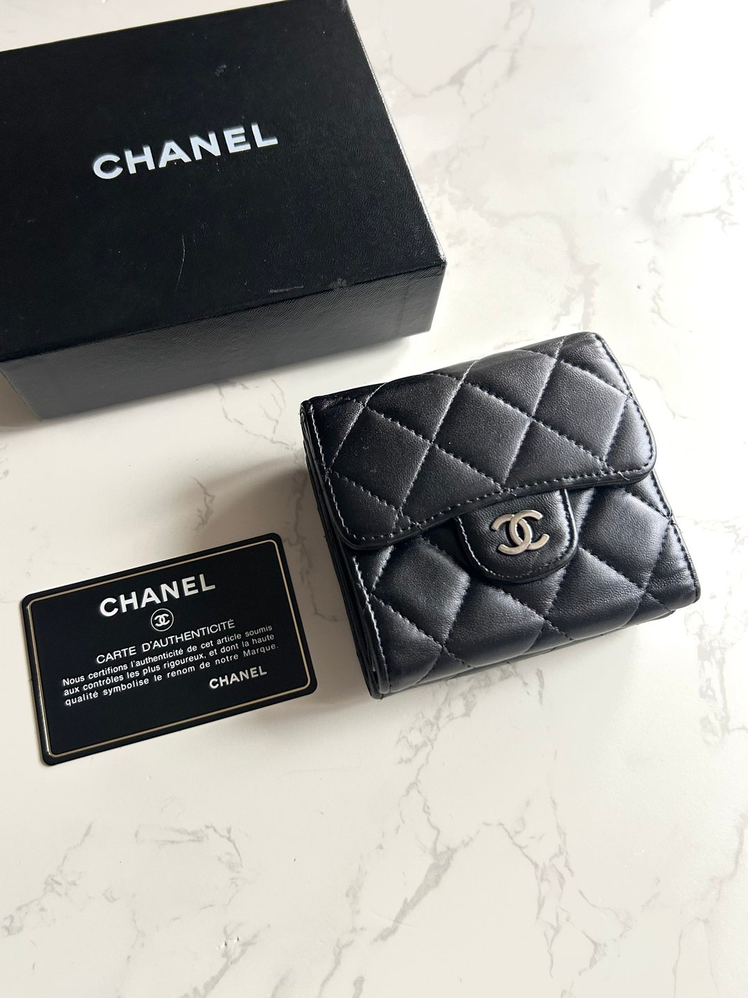 中古Chanel双面黑银色小羊皮革短夹 皮夹 钱包 中夹 二手古董包 - 皮夹/钱包 - 真皮 黑色