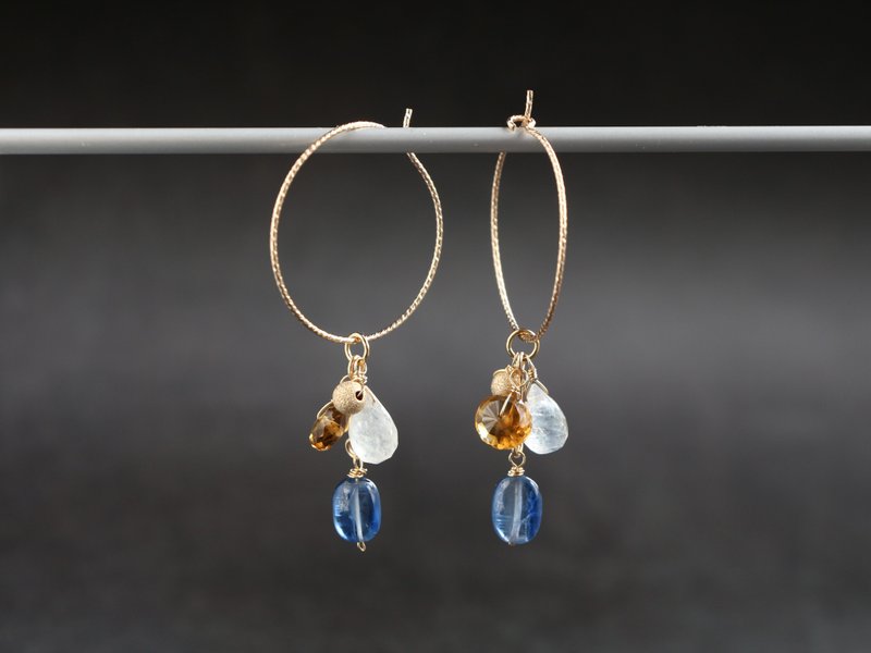 14kgf- Autumnal scenery hoop pierced earrings/can change to clip-on - 耳环/耳夹 - 其他金属 蓝色