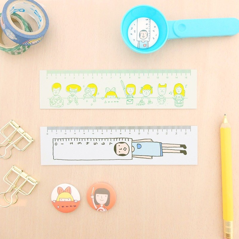 桌上与小尺 / 尺 - 其他 - 纸 黄色