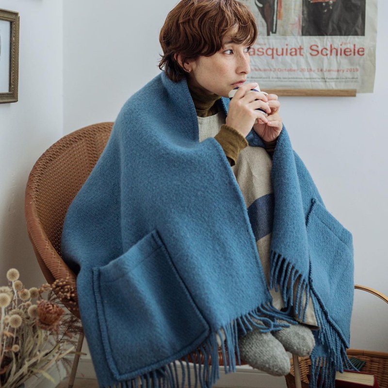 UNI羊毛口袋披肩 (灰蓝) - 围巾/披肩 - 羊毛 蓝色