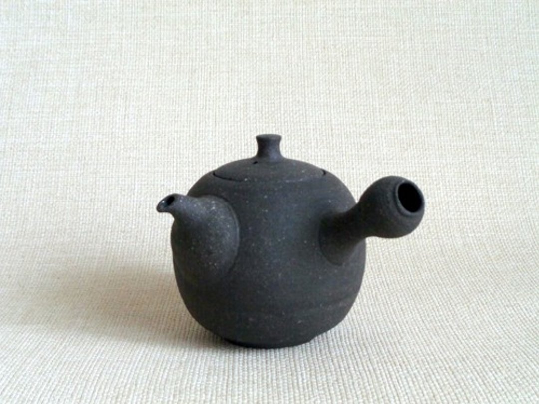 茶壶一个 - 茶具/茶杯 - 陶 黑色