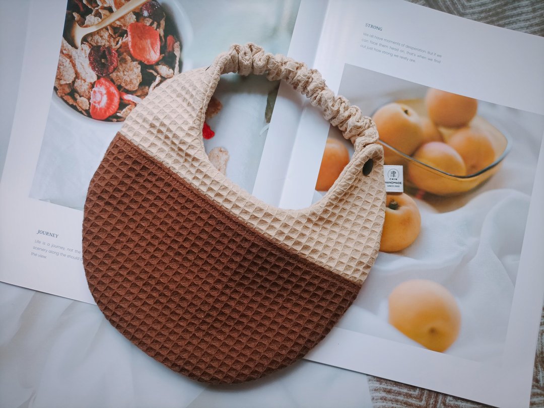 津Handmade 宝宝围兜兜/华夫格面料印花/拼接 - 围嘴/口水巾 - 棉．麻 