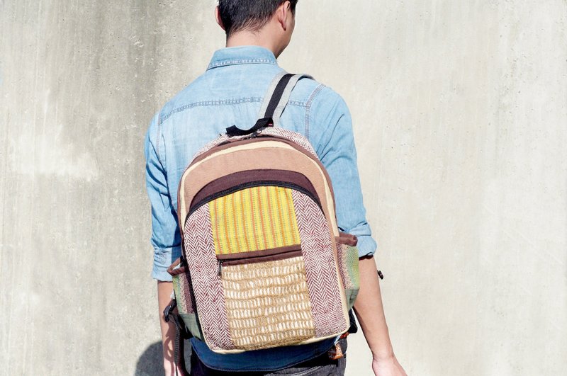 手工棉麻拼接设计后背包 / 肩背包 / Boho登山包 / 旅行包 - 针织布拼接世界旅行风 ( 限量一件 ) - 后背包/双肩包 - 棉．麻 多色