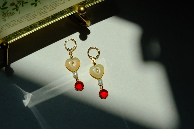 Spring Shower 天使 琉璃 锆石 耳环 - 耳环/耳夹 - 琉璃 