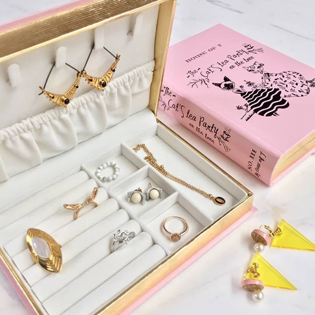 Jewelry Book Box : Pink - 收纳用品 - 塑料 粉红色