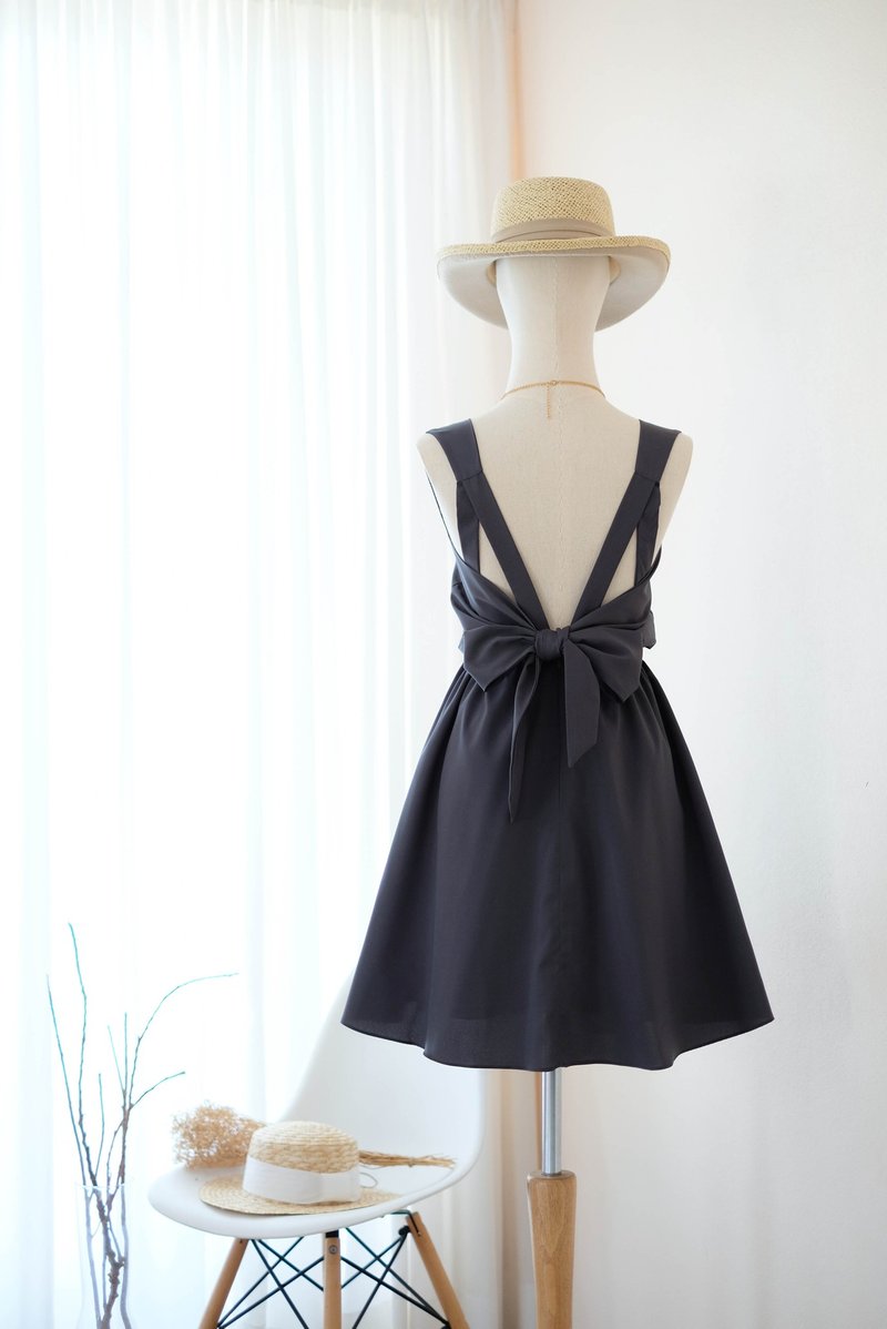 炭灰色连身裙 伴娘服 露背派对 鸡尾酒短裙 - 晚装/礼服 - 聚酯纤维 灰色