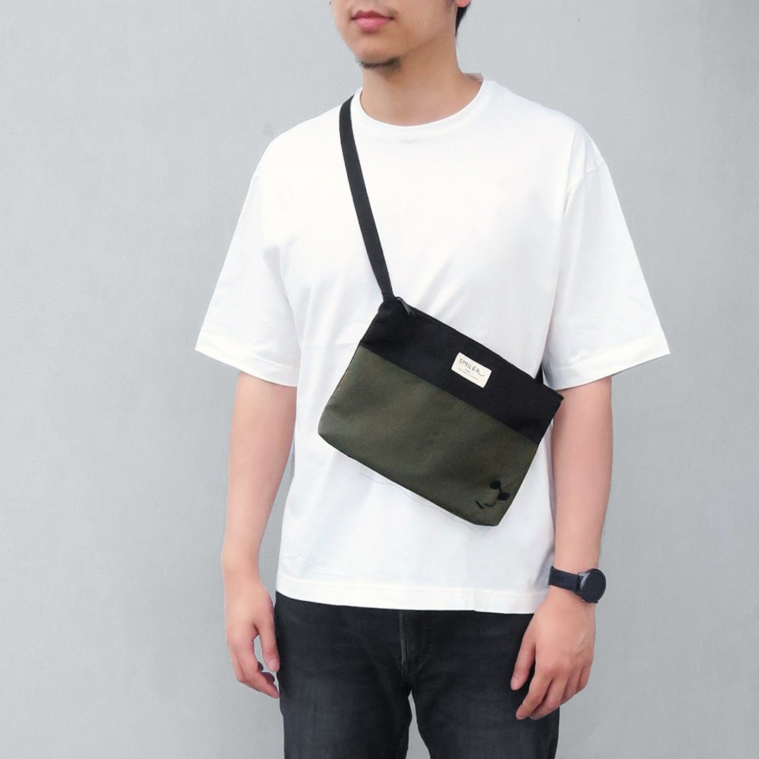 Mr. Sacoche Bag - Green - 侧背包/斜挎包 - 其他材质 绿色