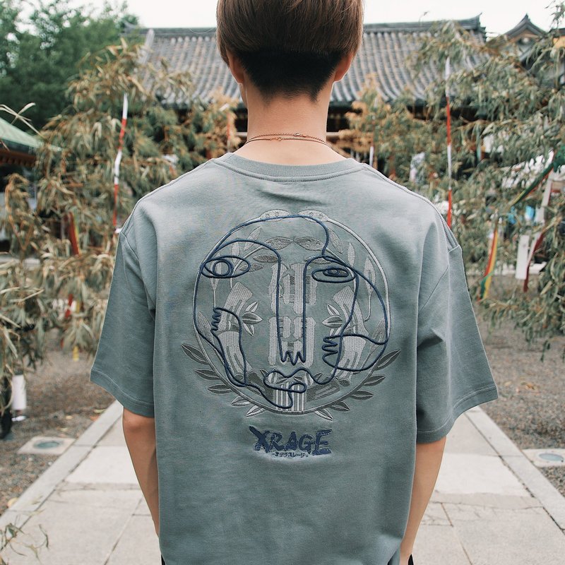 高磅刺绣 商标口袋T KOKETIT艺术家联名 - 男装上衣/T 恤 - 棉．麻 灰色