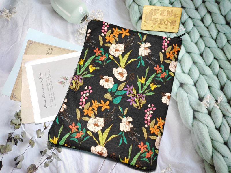 韩国布料超柔软秘密花园款拉链书衣-手工拉链款布书衣A5/25K预购 - 书衣/书套 - 棉．麻 