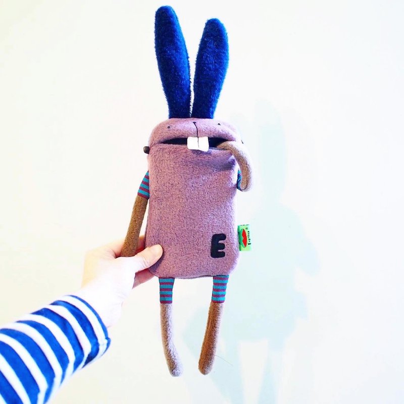 E*group 阿兔门牙包  藕色系 iphone 手机套 - 其他 - 棉．麻 咖啡色