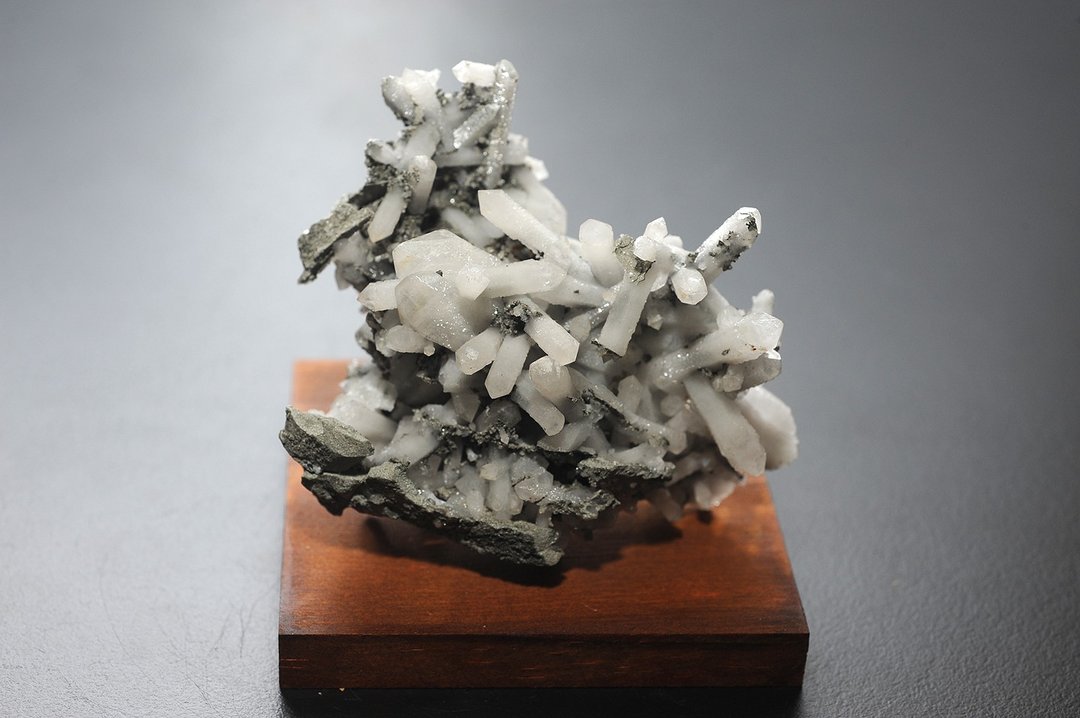 内蒙白水晶簇  矿石/水晶/灵修/开运/招财/破煞/防小人 - 摆饰 - 水晶 