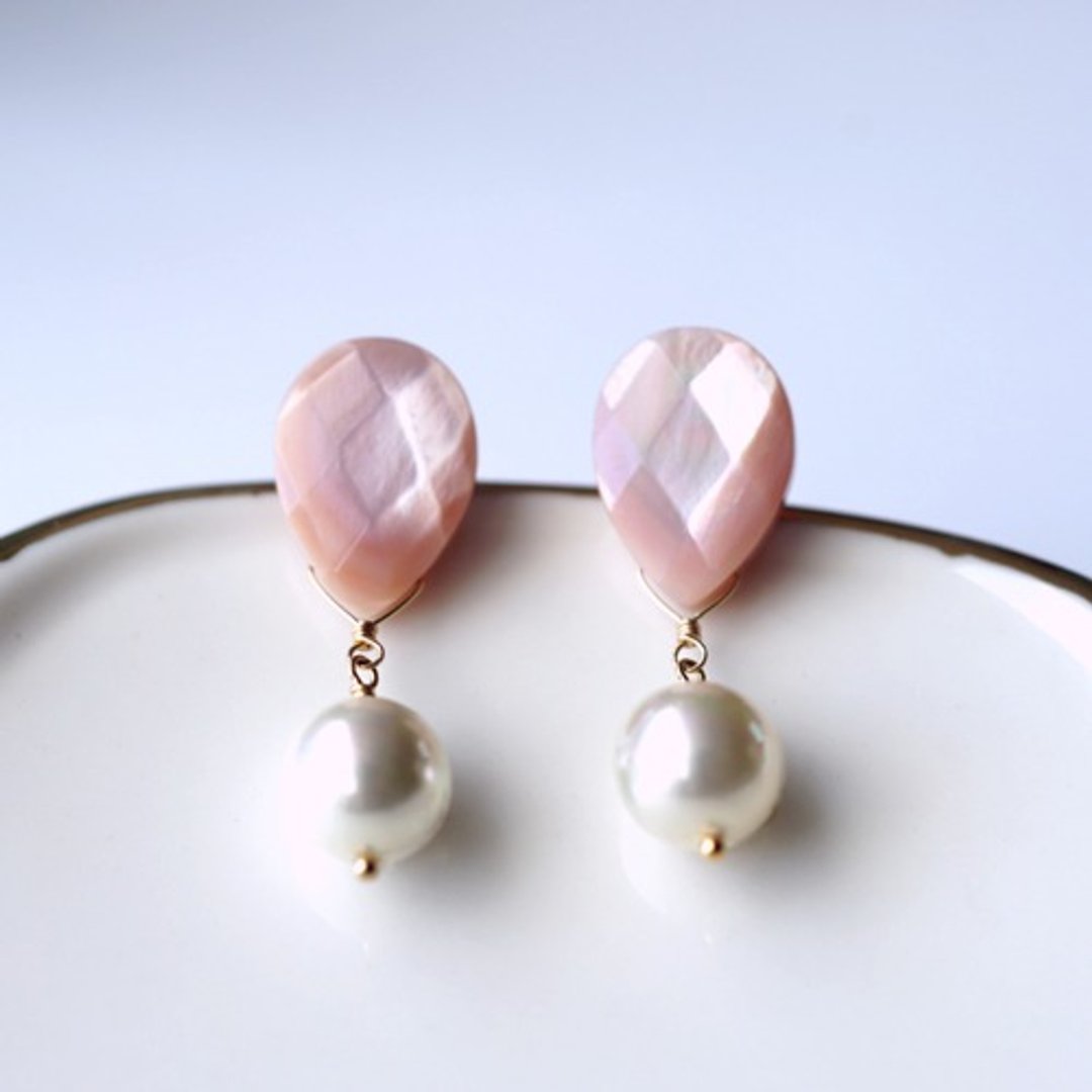 Pink shell and shell pearl swaying earrings Anthea - 耳环/耳夹 - 宝石 粉红色