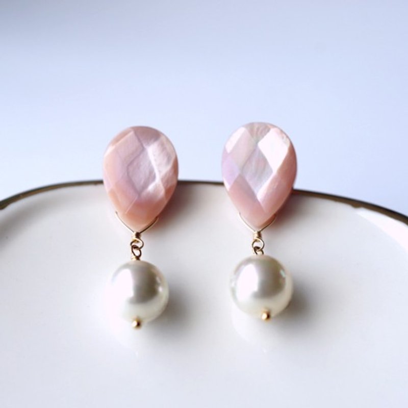 Pink shell and shell pearl swaying earrings Anthea - 耳环/耳夹 - 宝石 粉红色