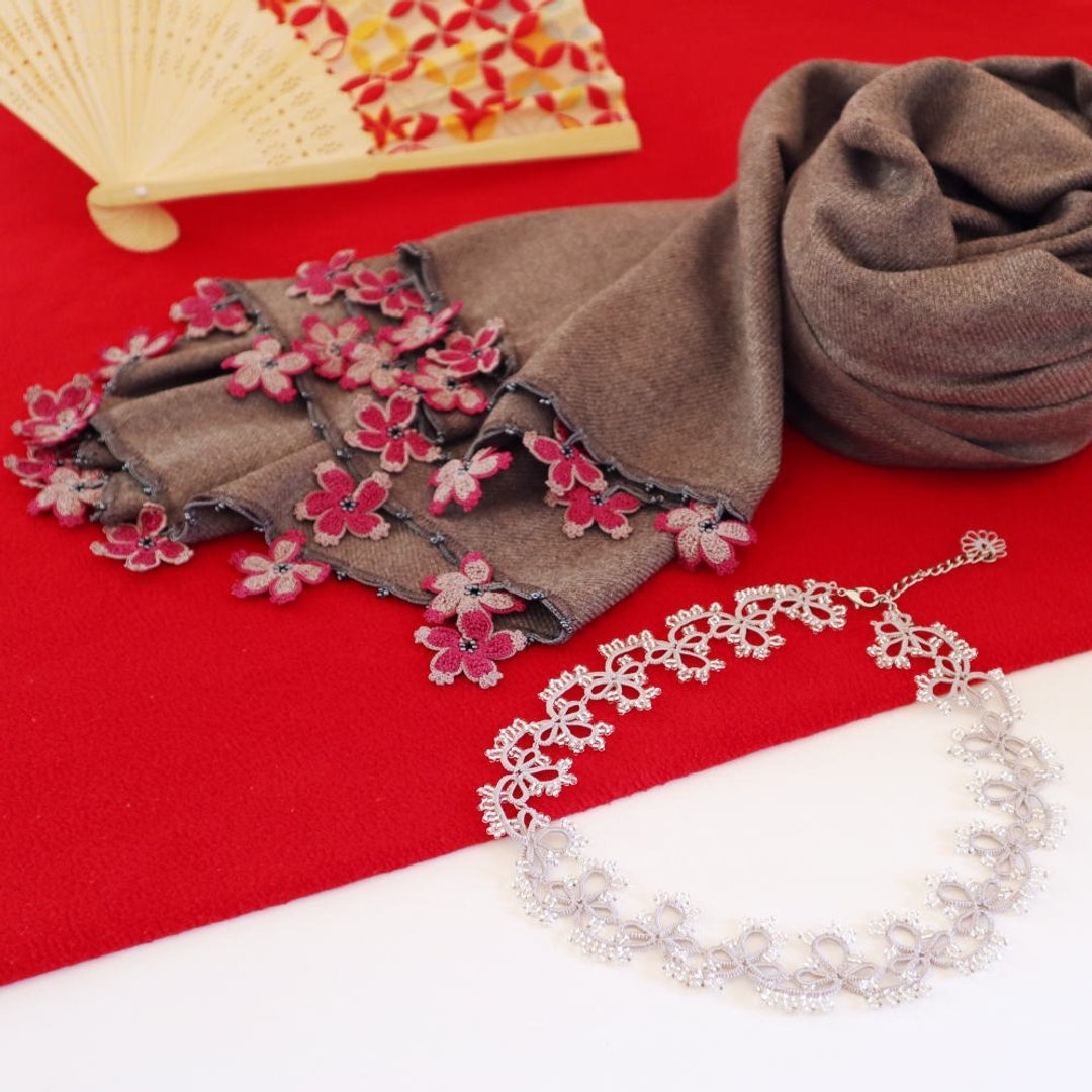 【Made to order / New Year Happy bag 2023】 - Shawl and Necklace set - Gray - 丝巾 - 羊毛 灰色