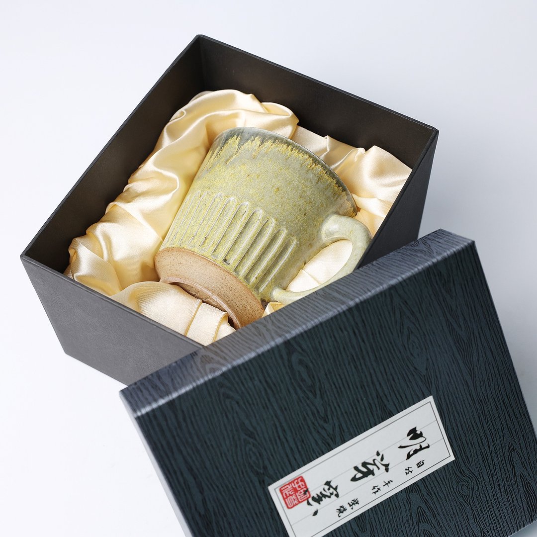 明芽窑 | 静见暮雪 黄绿 把杯 柴烧 手作陶杯 咖啡杯礼盒 H12 - 咖啡杯/马克杯 - 陶 黄色