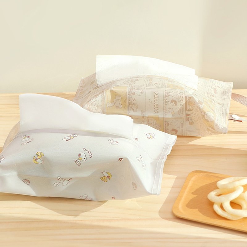 Peanuts史努比塑胶面纸套-Snoopy正版授权 可挂式面纸盒 卫生纸盒 - 摆饰 - 塑料 多色