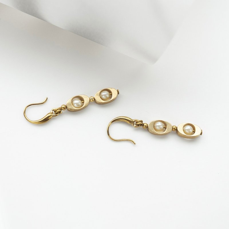 ONCE LITE | 暮光系 - OVAL * 珍珠 椭圆形 黄铜耳环 - 耳环/耳夹 - 铜/黄铜 金色
