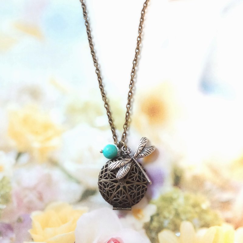 蓝松石通花 相盒 颈链 颈链 蜻蜓项链 颈链 - 项链 - 铜/黄铜 蓝色