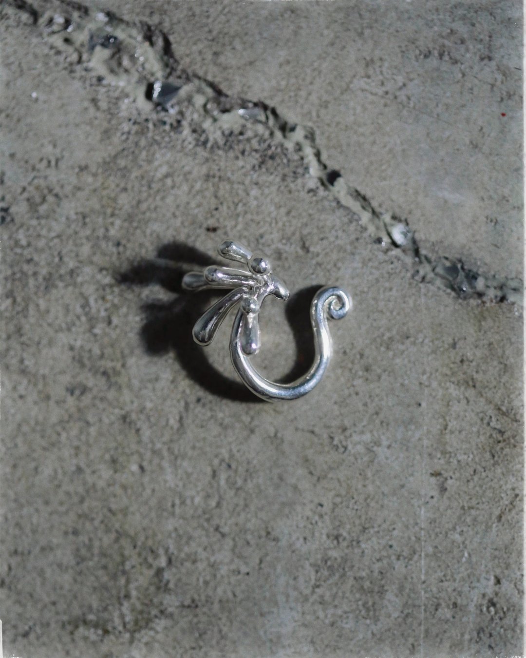 ship waves Ear Cuff 船浪耳骨夹 - 耳环/耳夹 - 纯银 银色