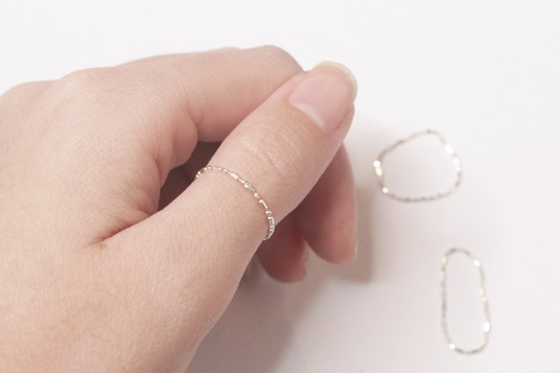 删节号 纯银手工链戒 金银两色 - 戒指 - 纯银 银色