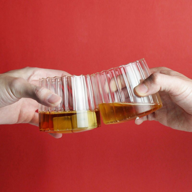 【新婚礼物】幸福满杯 品酒礼盒/ 双双对对万年富贵 - 玻璃杯 - 玻璃 红色