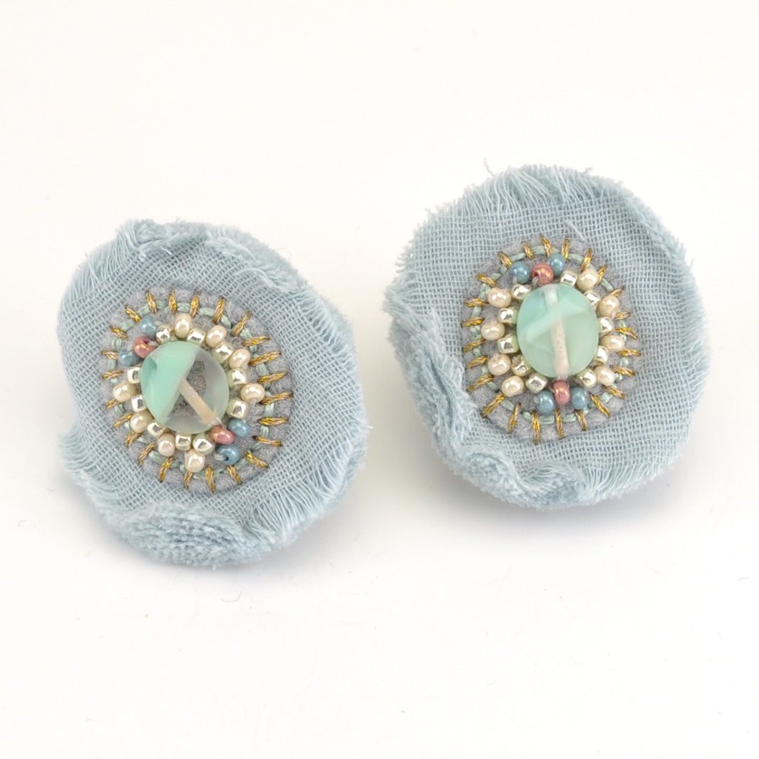 Gauze of earrings, such as flowers - 耳环/耳夹 - 其他材质 蓝色