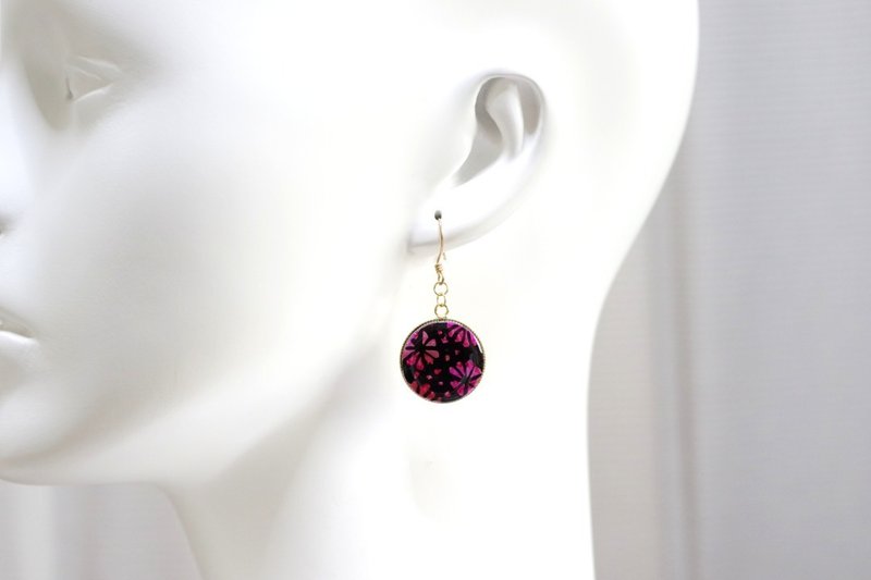 树脂艺术圆形耳针/梦花痴 - 耳环/耳夹 - 树脂 粉红色