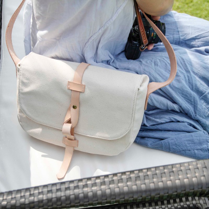 两用侧背包/相机袋-日本特制帆布 防泼水 米白色 - 侧背包/斜挎包 - 棉．麻 白色