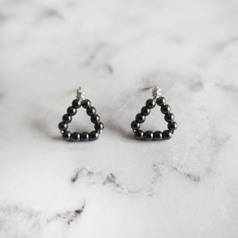 925纯银 几何三角定律 铁胆石 耳针耳环 - 耳环/耳夹 - 石头 黑色