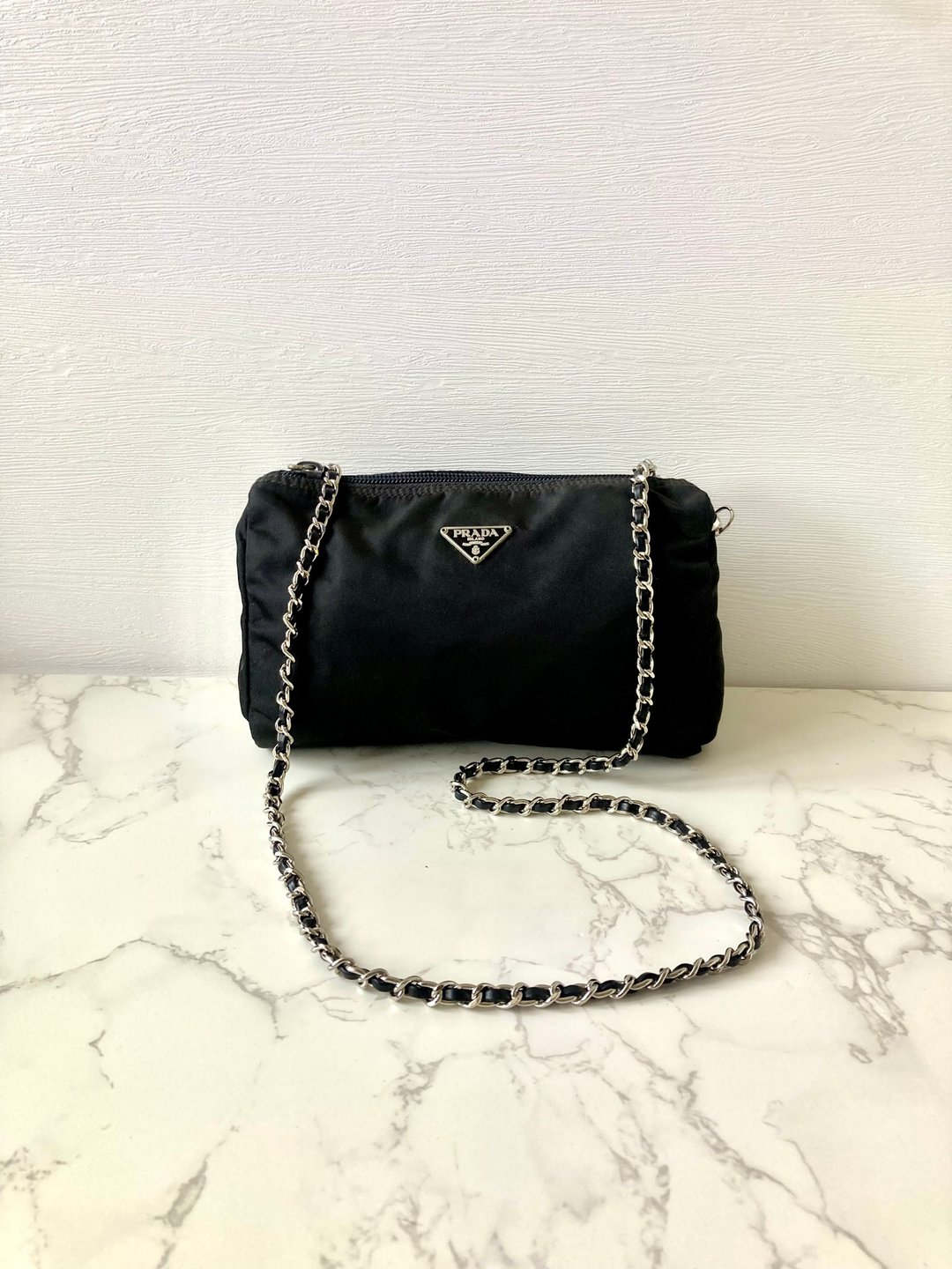 【LA LUNE】稀有中古Prada降落伞黑色链条小包化妆袋斜背侧背单肩 - 侧背包/斜挎包 - 防水材质 黑色