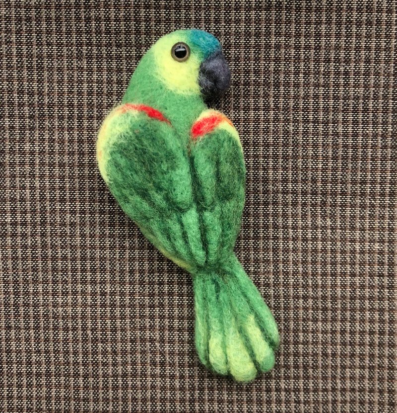 蓝顶亚马逊鹦鹉－ 手作羊毛毡扣针 - 徽章/别针 - 羊毛 绿色