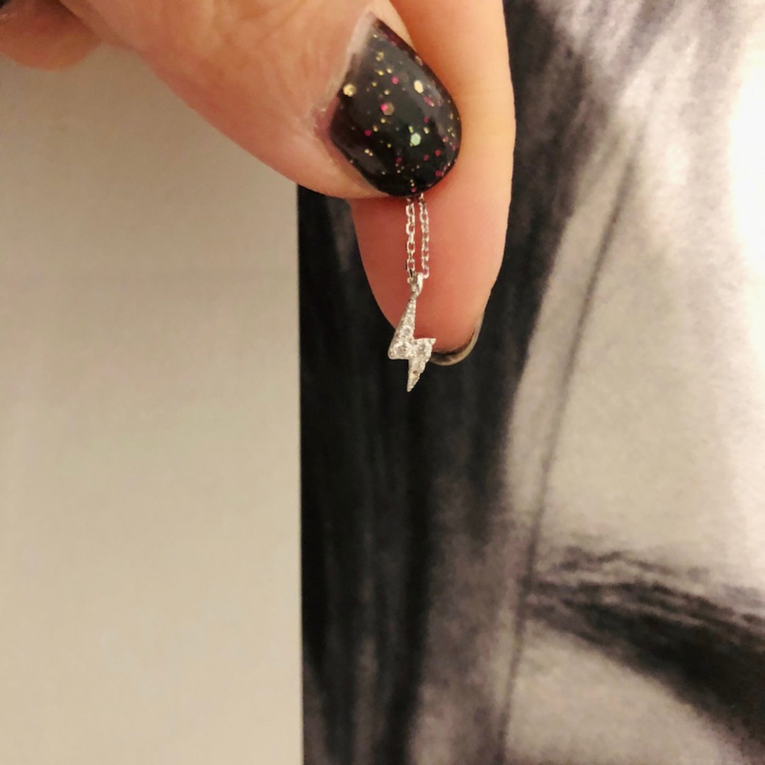 925纯银 简约百搭 迷你小闪电项链 锆石 - 项链 - 纯银 银色