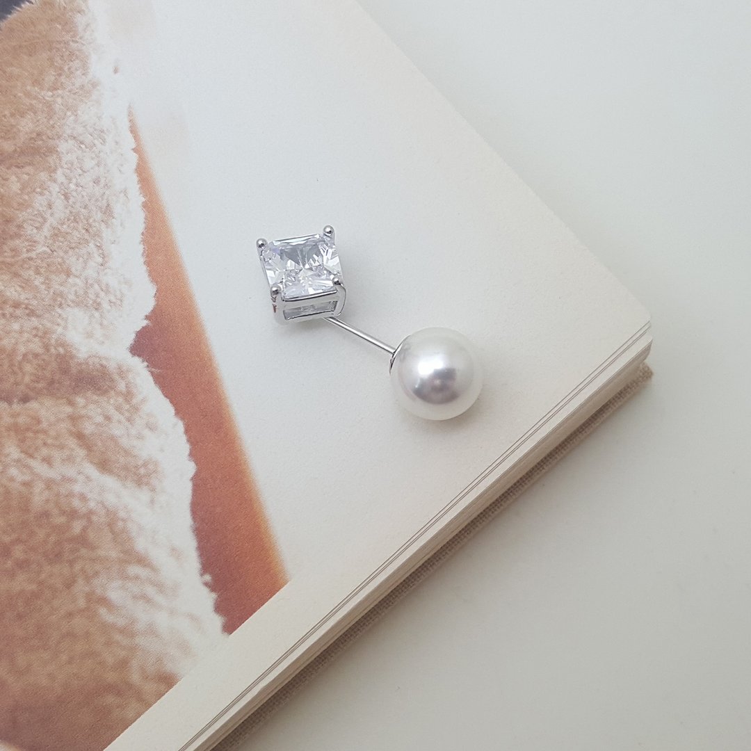 Chic silver square pearl short Lapel Pin Gold Metal,Pin Accessories - 胸针 - 其他材质 银色