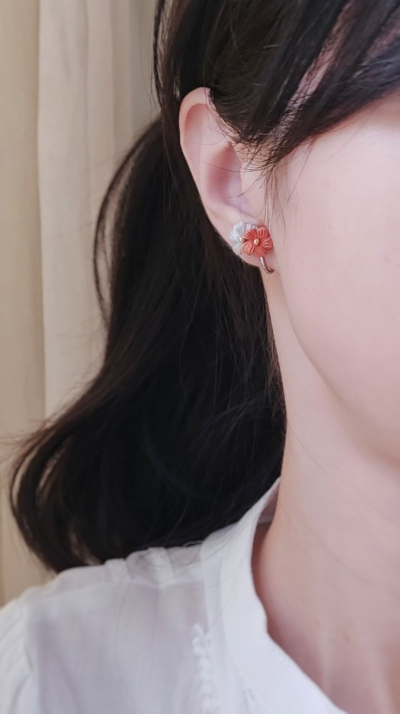 小花球耳环 钩针编织 蓬蓬小花系列 订制化 下单前请来讯讨论 - 耳环/耳夹 - 绣线 多色