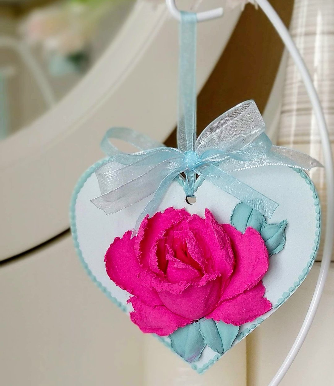 Hanging heart with fuchsia rose Mother gift Birthday gift Wedding floral decor - 其他 - 木头 红色