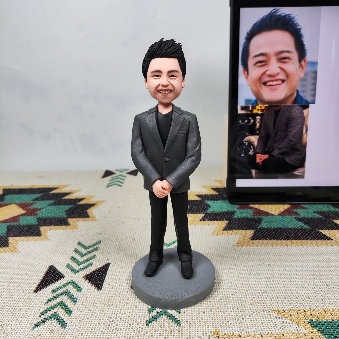 客制化人物公仔 人偶 3D人像画 似颜绘 肖像 定制 纪念 生日 老板 - 玩偶/公仔 - 粘土 多色