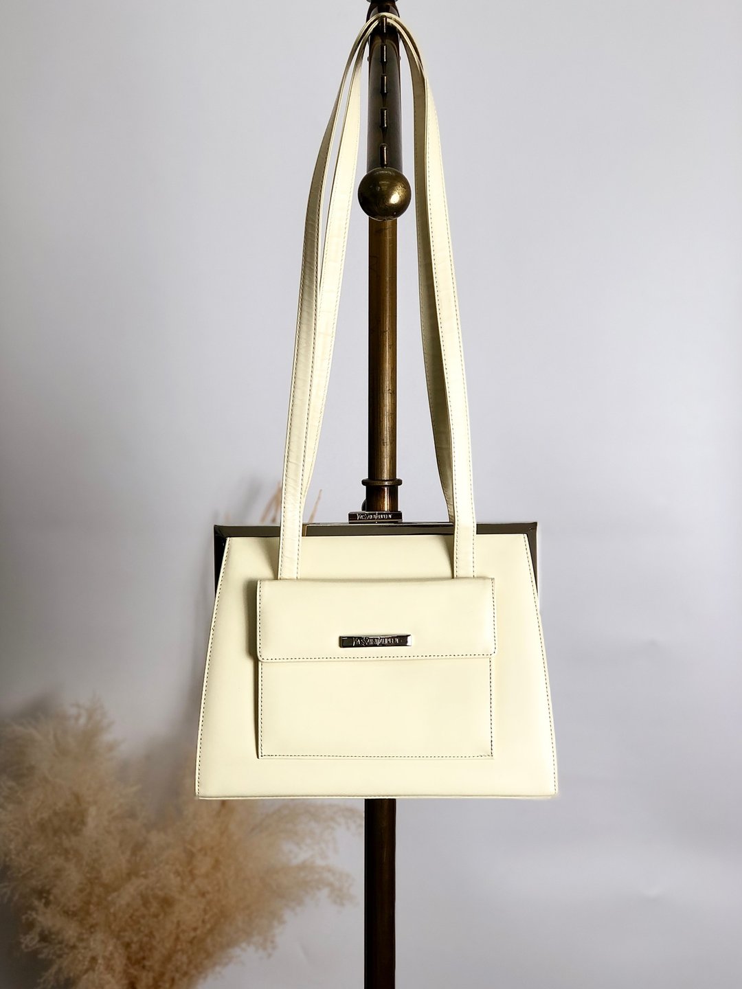 【 日本直送 名牌中古包 】Yves Saint Laurent YSL 伊夫圣罗兰 侧背包 象牙白 经典Logo 皮革 复古 医生包 d5tgaj - 侧背包/斜挎包 - 真皮 白色